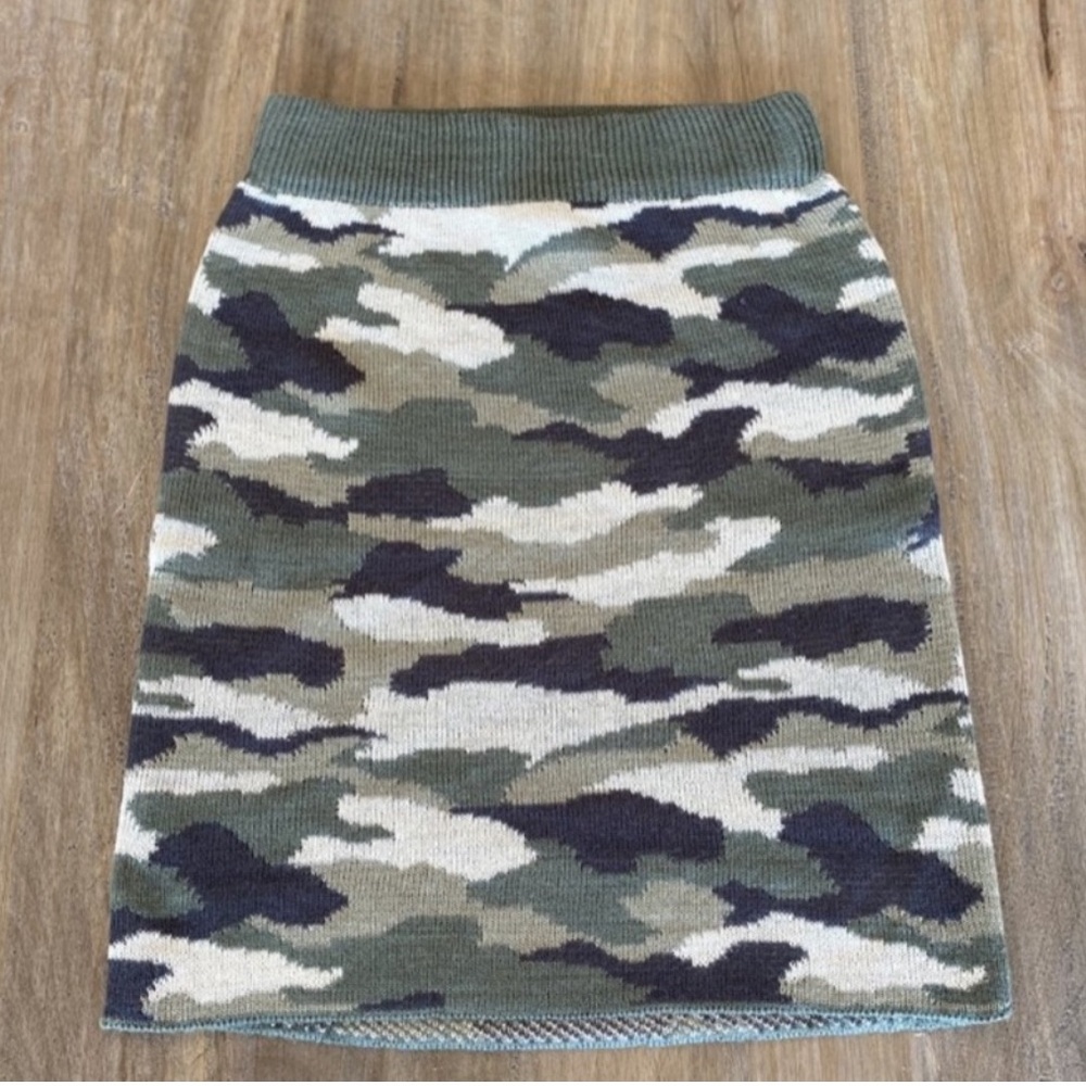 Vintage Havana Camouflage Skirt